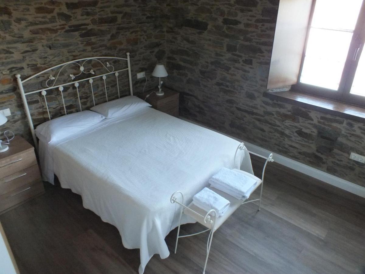 Apartamentos Puerta Del Castro Coana Kültér fotó