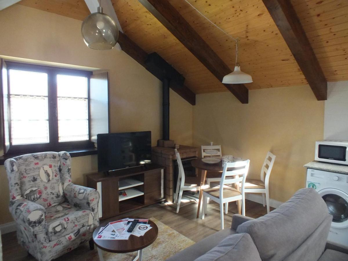 Apartamentos Puerta Del Castro Coana Kültér fotó