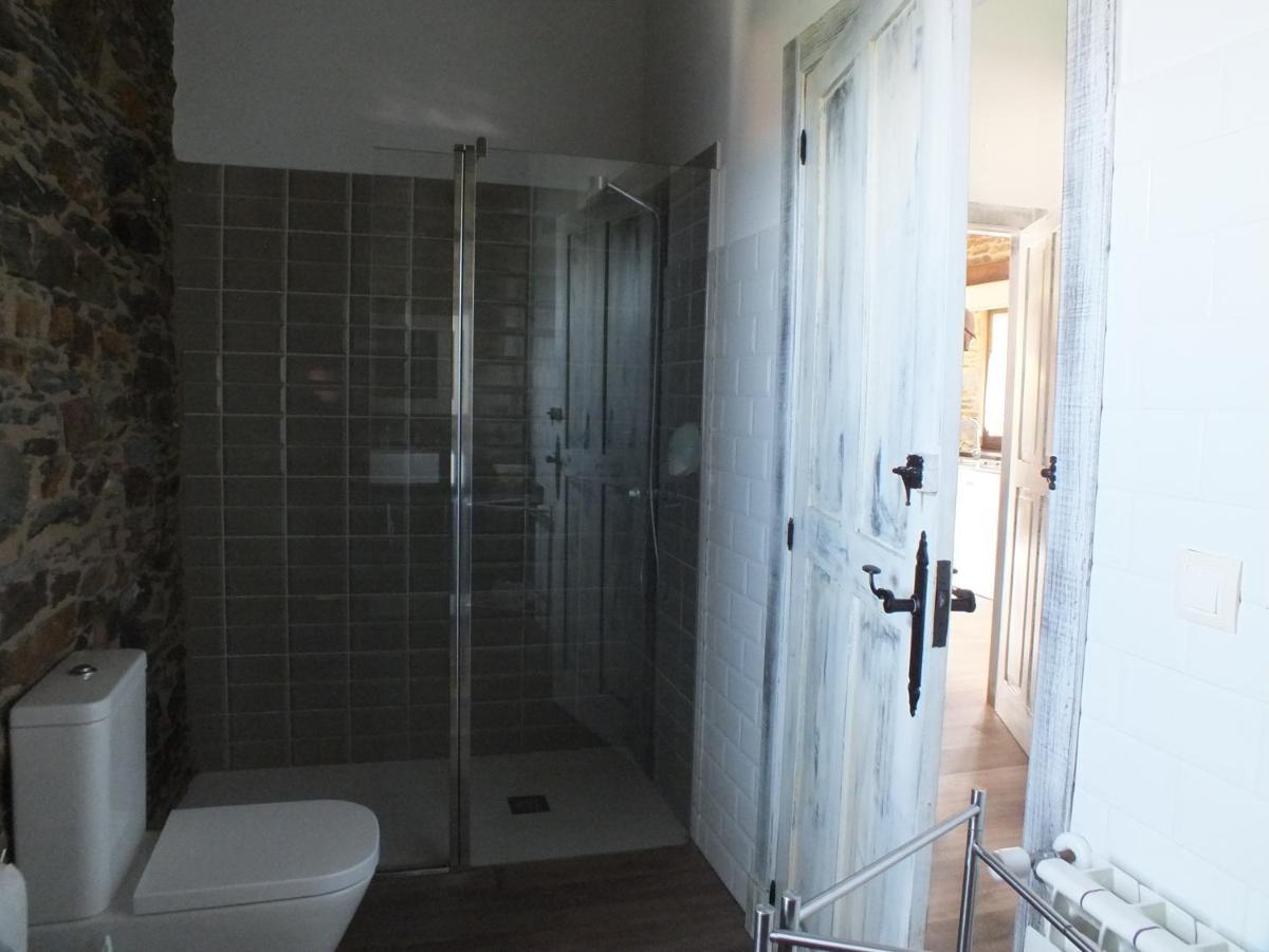 Apartamentos Puerta Del Castro Coana Kültér fotó