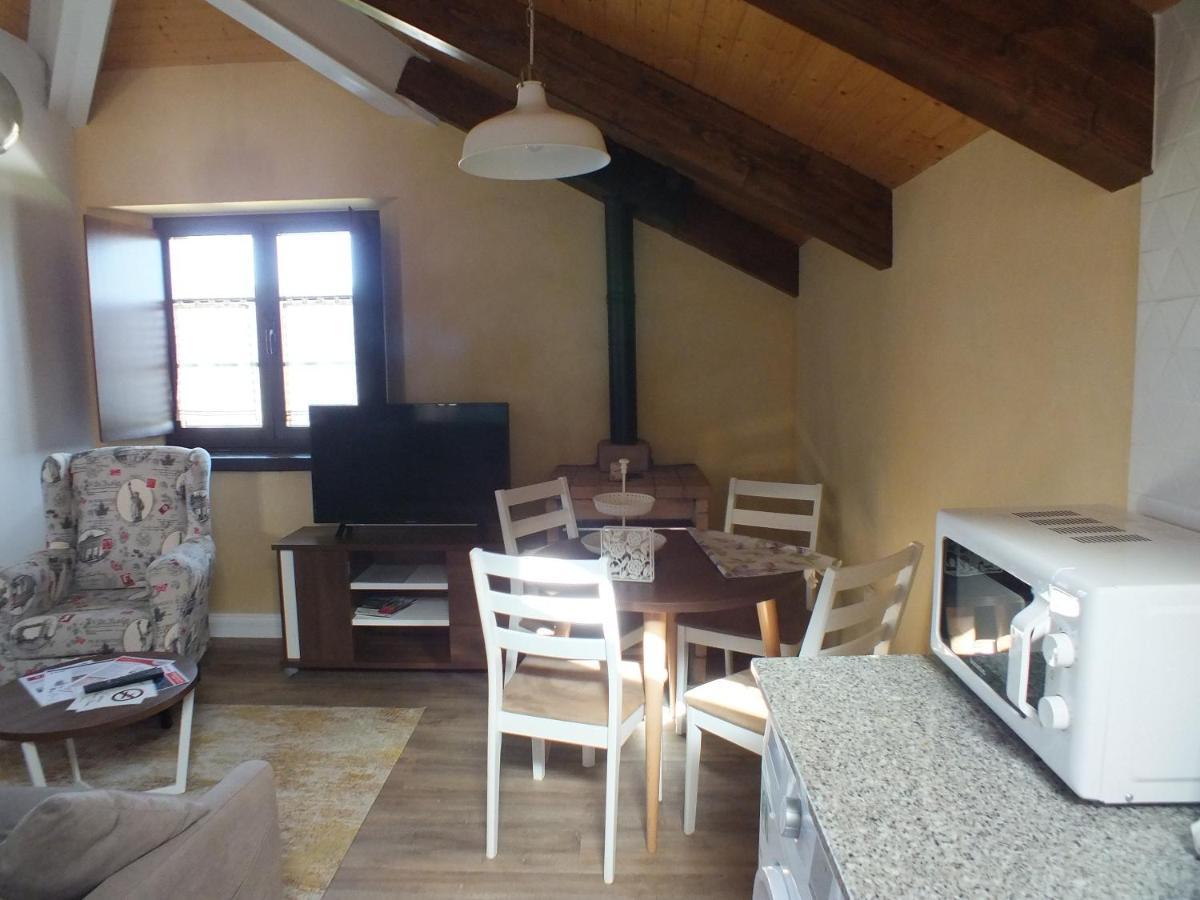 Apartamentos Puerta Del Castro Coana Kültér fotó