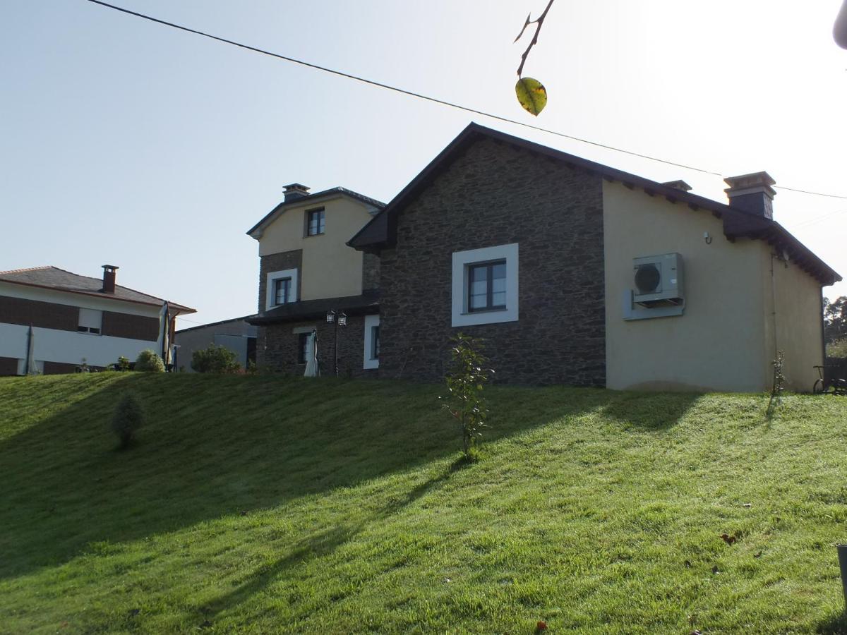 Apartamentos Puerta Del Castro Coana Kültér fotó